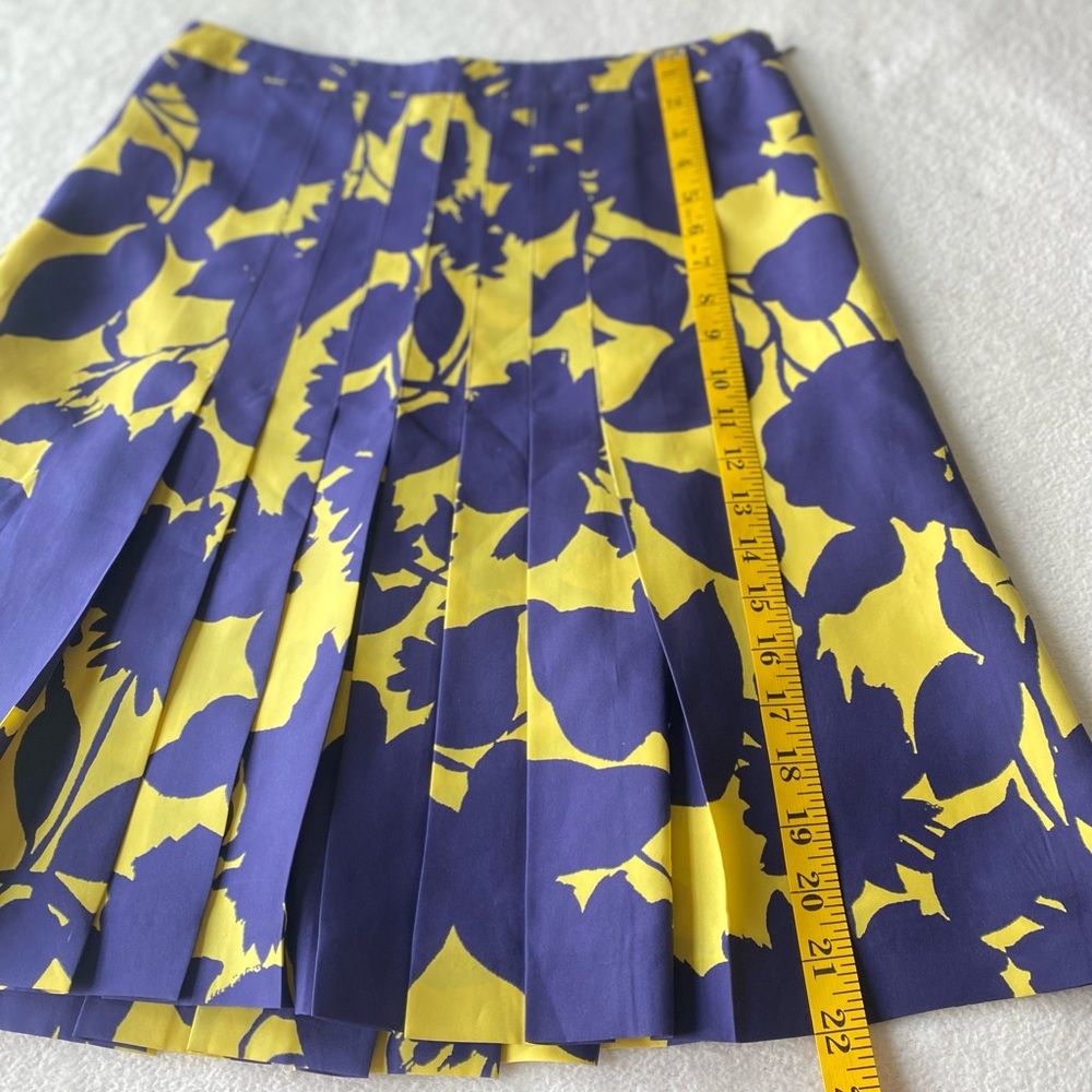 Moschino Silk Purple Yellow Pleated Floral Print Skirt US size 6 - Picture 11 of 13